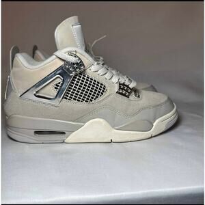 Size 9 - Wmns Air Jordan 4 Retro Frozen Moments Women's Shoes